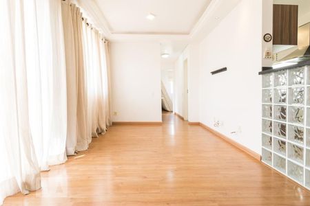 Sala de apartamento para alugar com 3 quartos, 70m² em Cézar de Souza, Mogi das Cruzes