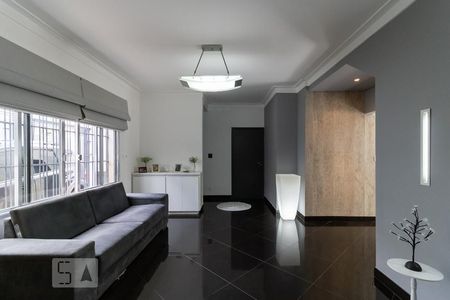 Sala de casa para alugar com 5 quartos, 300m² em Vila Nair, São Paulo