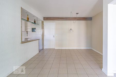 Sala de apartamento para alugar com 3 quartos, 87m² em Jacarepaguá, Rio de Janeiro