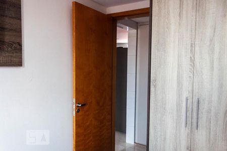 Quarto 1 de apartamento para alugar com 2 quartos, 57m² em Jardim Julieta, São Paulo