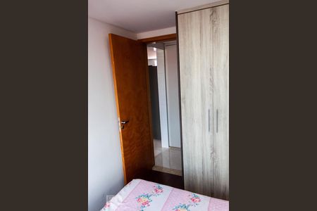 Quarto 1 de apartamento para alugar com 2 quartos, 57m² em Jardim Julieta, São Paulo