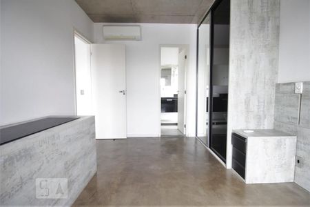 Suíte de apartamento para alugar com 2 quartos, 75m² em Jardim Fonte do Morumbi, São Paulo