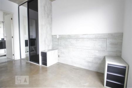 Suíte de apartamento para alugar com 2 quartos, 75m² em Jardim Fonte do Morumbi, São Paulo