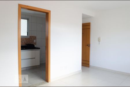 Sala de apartamento para alugar com 3 quartos, 65m² em Nova Granada, Belo Horizonte