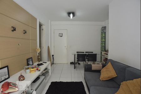 Sala de apartamento para alugar com 2 quartos, 65m² em Pechincha, Rio de Janeiro