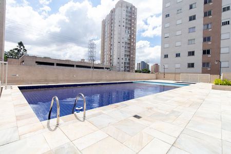 Piscina de apartamento para alugar com 2 quartos, 42m² em Sítio da Figueira, São Paulo