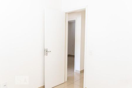 Quarto 1 de apartamento para alugar com 3 quartos, 69m² em Planalto, Belo Horizonte