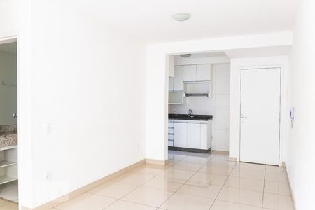 Sala de apartamento para alugar com 3 quartos, 69m² em Planalto, Belo Horizonte