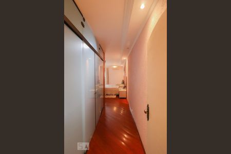 Suíte de casa à venda com 2 quartos, 300m² em Jardim Rosa de Franca, Guarulhos