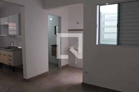 Sala/Quarto de casa para alugar com 1 quarto, 30m² em Vila Cleonice, São Paulo