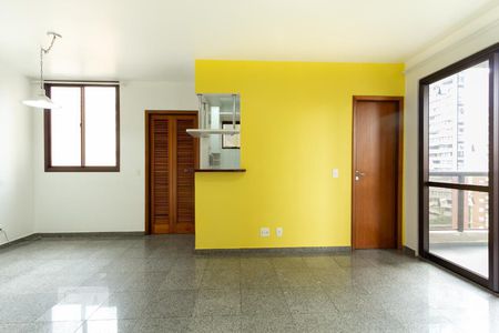 Sala de apartamento à venda com 2 quartos, 70m² em Indianópolis, São Paulo