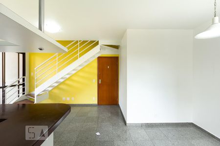 Sala de apartamento à venda com 2 quartos, 70m² em Indianópolis, São Paulo