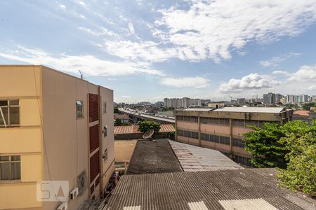 Apartamento à venda com 65m², 2 quartos e sem vagaSala vista