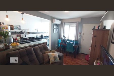 Sala de apartamento para alugar com 1 quarto, 40m² em Santa Cecilia, Porto Alegre