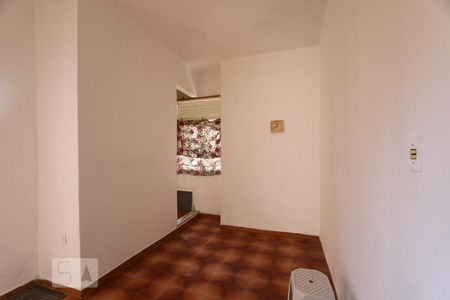 Sala de apartamento para alugar com 2 quartos, 37m² em Tanque, Rio de Janeiro