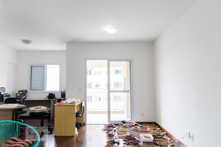 Apartamento à venda com 77m², 2 quartos e 2 vagasSala