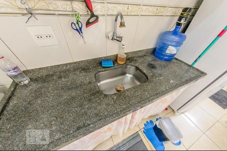 Cozinha de kitnet/studio à venda com 1 quarto, 32m² em Centro, Campinas