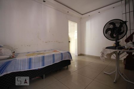 Sala 2 de casa à venda com 3 quartos, 250m² em Vila Monumento, São Paulo