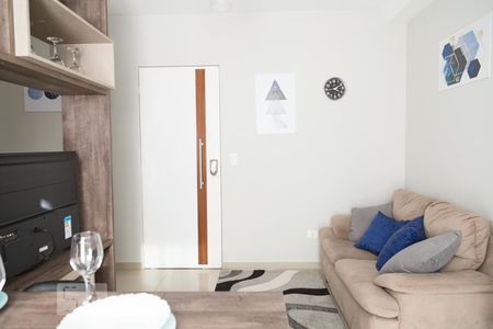 Sala de apartamento para alugar com 1 quarto, 38m² em Vila Augusta, Guarulhos