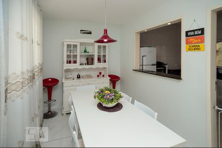 Sala de casa de condomínio para alugar com 3 quartos, 130m² em Todos Os Santos, Rio de Janeiro