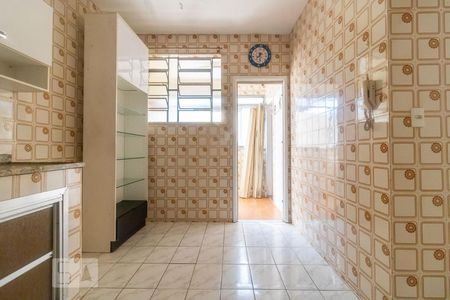 Cozinha de apartamento à venda com 2 quartos, 74m² em Irajá, Rio de Janeiro