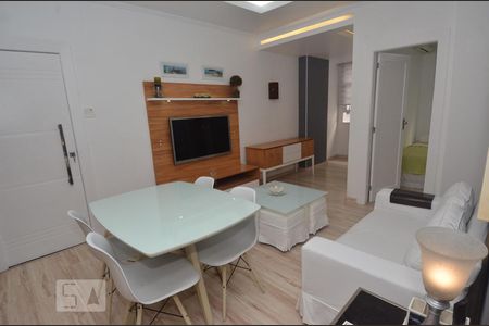 Sala de apartamento para alugar com 2 quartos, 90m² em Copacabana, Rio de Janeiro