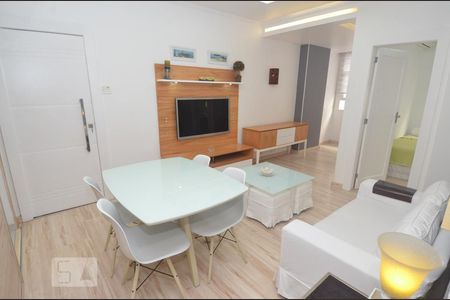 Sala de apartamento para alugar com 2 quartos, 90m² em Copacabana, Rio de Janeiro