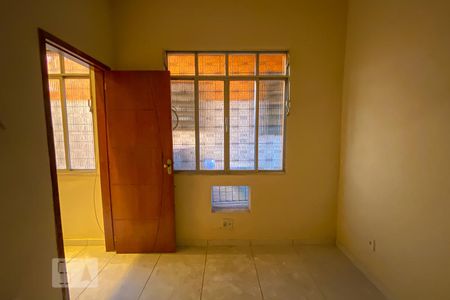 Quarto 1 de casa para alugar com 3 quartos, 120m² em Irajá, Rio de Janeiro