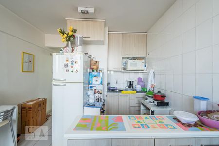 Cozinha de apartamento à venda com 1 quarto, 44m² em Santo Amaro, São Paulo