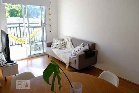 Sala de apartamento para alugar com 3 quartos, 100m² em Taquara, Rio de Janeiro