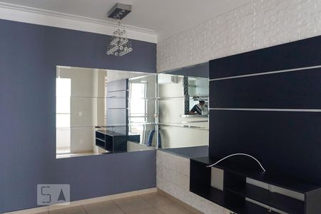 Sala de apartamento para alugar com 2 quartos, 44m² em Jardim Santa Teresinha, São Paulo