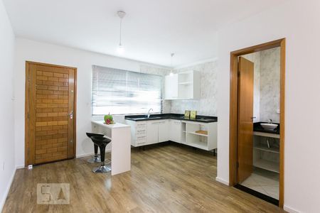 Sala e Cozinha de apartamento para alugar com 1 quarto, 29m² em Vila Bela, São Paulo