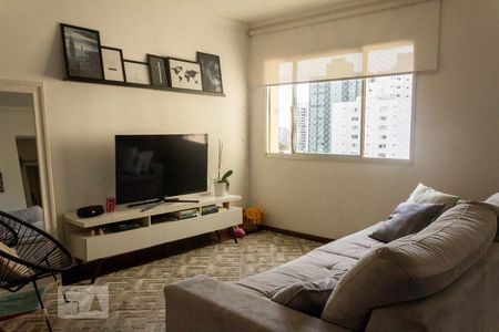 Apartamento à venda com 74m², 2 quartos e 1 vagaSala