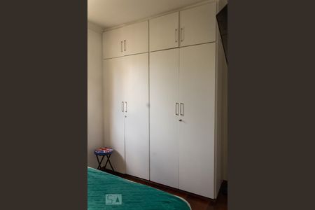 Quarto 1 de apartamento à venda com 2 quartos, 74m² em Campo Belo, São Paulo