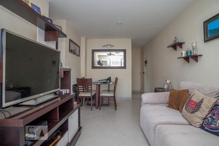 Sala de apartamento para alugar com 2 quartos, 69m² em Jacarepaguá, Rio de Janeiro