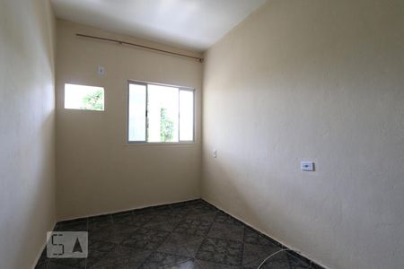 Quarto 1 de casa para alugar com 2 quartos, 300m² em Curicica, Rio de Janeiro