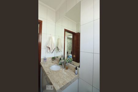 Lavabo de casa para alugar com 2 quartos, 107m² em Vila Camilopolis, Santo André