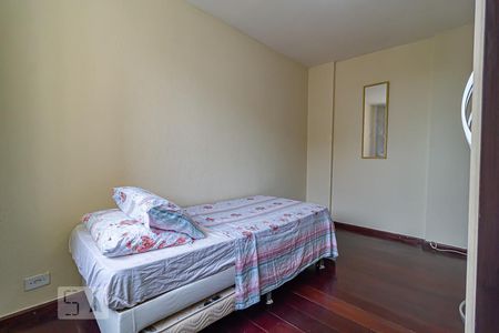 Quarto de apartamento à venda com 1 quarto, 50m² em Curicica, Rio de Janeiro