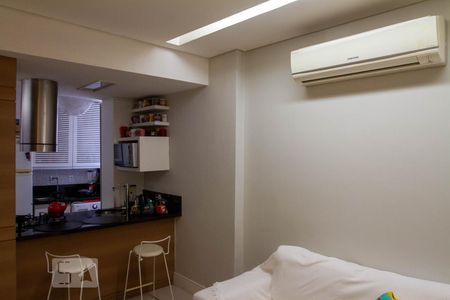 Sala de apartamento para alugar com 1 quarto, 40m² em Leblon, Rio de Janeiro