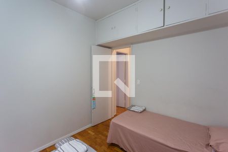 Quarto 1 de apartamento para alugar com 2 quartos, 82m² em Cruzeiro, Belo Horizonte