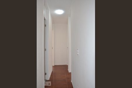 corredor dos Quartos de apartamento para alugar com 3 quartos, 56m² em Sampaio, Rio de Janeiro