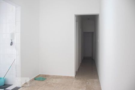 Sala 3 de casa para alugar com 2 quartos, 220m² em Jardim Oriental, São Paulo