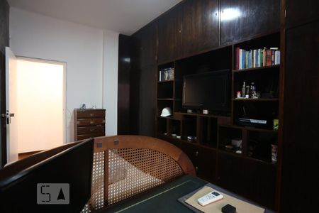 Quarto 1 de apartamento para alugar com 3 quartos, 165m² em Copacabana, Rio de Janeiro