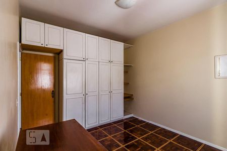 Quarto 1 de apartamento para alugar com 3 quartos, 130m² em Jardim Guanabara, Rio de Janeiro