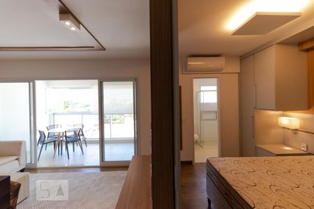 Quarto e Sala de kitnet/studio para alugar com 1 quarto, 47m² em Centro, Campinas