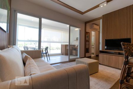 Sala de kitnet/studio para alugar com 1 quarto, 47m² em Centro, Campinas