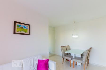 Sala de apartamento para alugar com 2 quartos, 51m² em Vila Augusta, Guarulhos