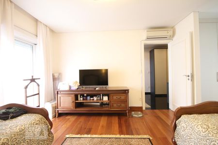 Suíte 1 de casa à venda com 2 quartos, 380m² em Vila Santo Estéfano, São Paulo