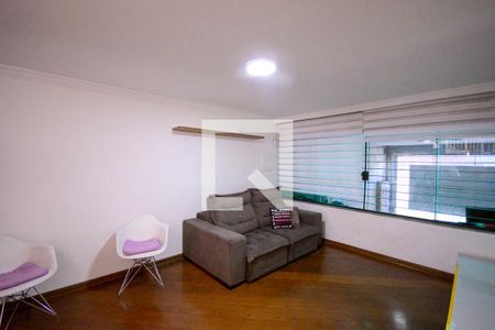 Sala  de casa à venda com 3 quartos, 230m² em Vila Santo Estéfano, São Paulo