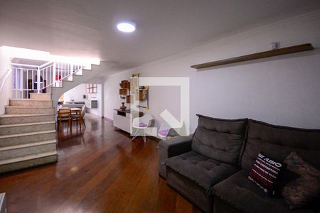 Sala  de casa para alugar com 3 quartos, 230m² em Vila Santo Estéfano, São Paulo